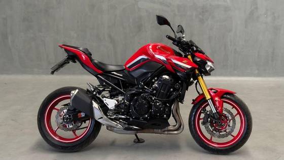 KAWASAKI Z900 50th ANNIVERSARY 